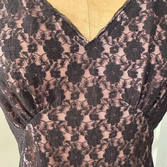 Vintage J. Peterman black lace sexy nightgown, roomy, comfy, vamp, sleepwear - Picture 4 of 11